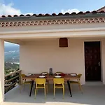 Magnifique Piscine Vues Mer, Et Montagnes Villa