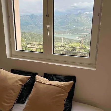 Magnifique Piscine Vues Mer, Et Montagnes Villa