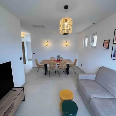 Magnifique Piscine Vues Mer, Et Montagnes Villa