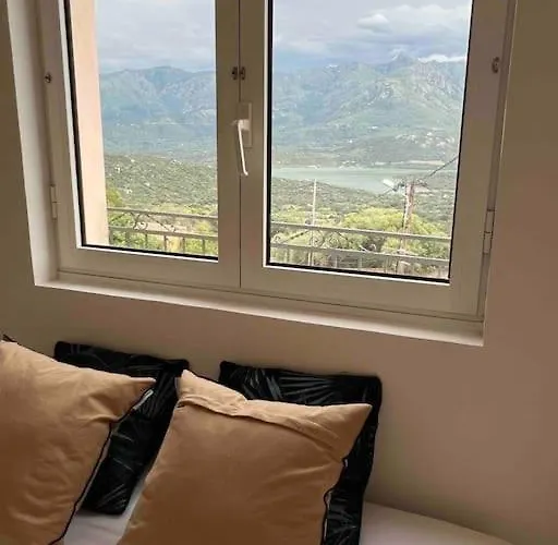 Magnifique Piscine Vues Mer, Et Montagnes Villa