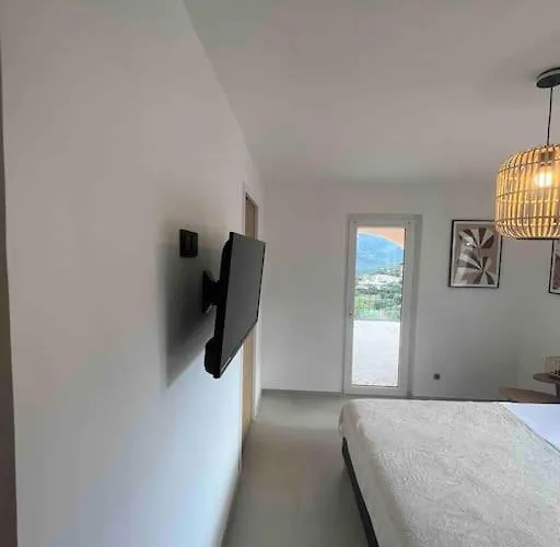 Magnifique Piscine Vues Mer, Et Montagnes Santa-Reparata-di-Balagna