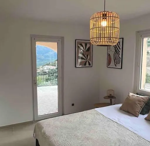 Magnifique Piscine Vues Mer, Et Montagnes * Santa-Reparata-di-Balagna